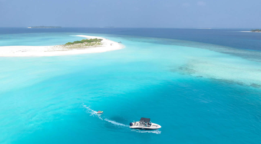 North Malé Atoll: Best Paradise for Every Budget North Malé Atoll on a Budget